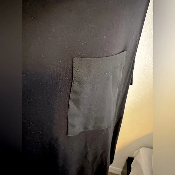 Plus size, black, sleeveless top from Lane Bryant. - Picture 4 of 6